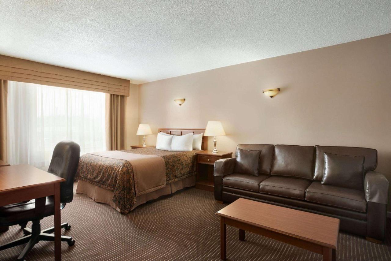 Travelodge By Wyndham Hotel